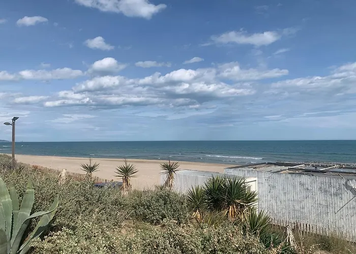 Nid Douillet Dans Les Coursives Du Village Naturiste Du Cap D Apartamento Agde